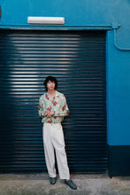 画像をギャラリービューアに読み込む, 〈WHITE DENIM〉N24-DPT01 / Tuck Wide Denim Pants