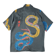 Load image into Gallery viewer, 〈SNAKE / HORIYOSHI Ⅳ KAKU / CHACOAL GREY〉N21-NHSH01 / Short Sleeve Shirt