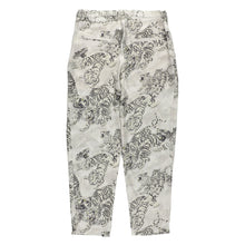 Load image into Gallery viewer, 〈ONE HUDRED TIGERS / WHITE / WHITE TIGER〉 N25-SCPT02 / Tuck Easy Pants
