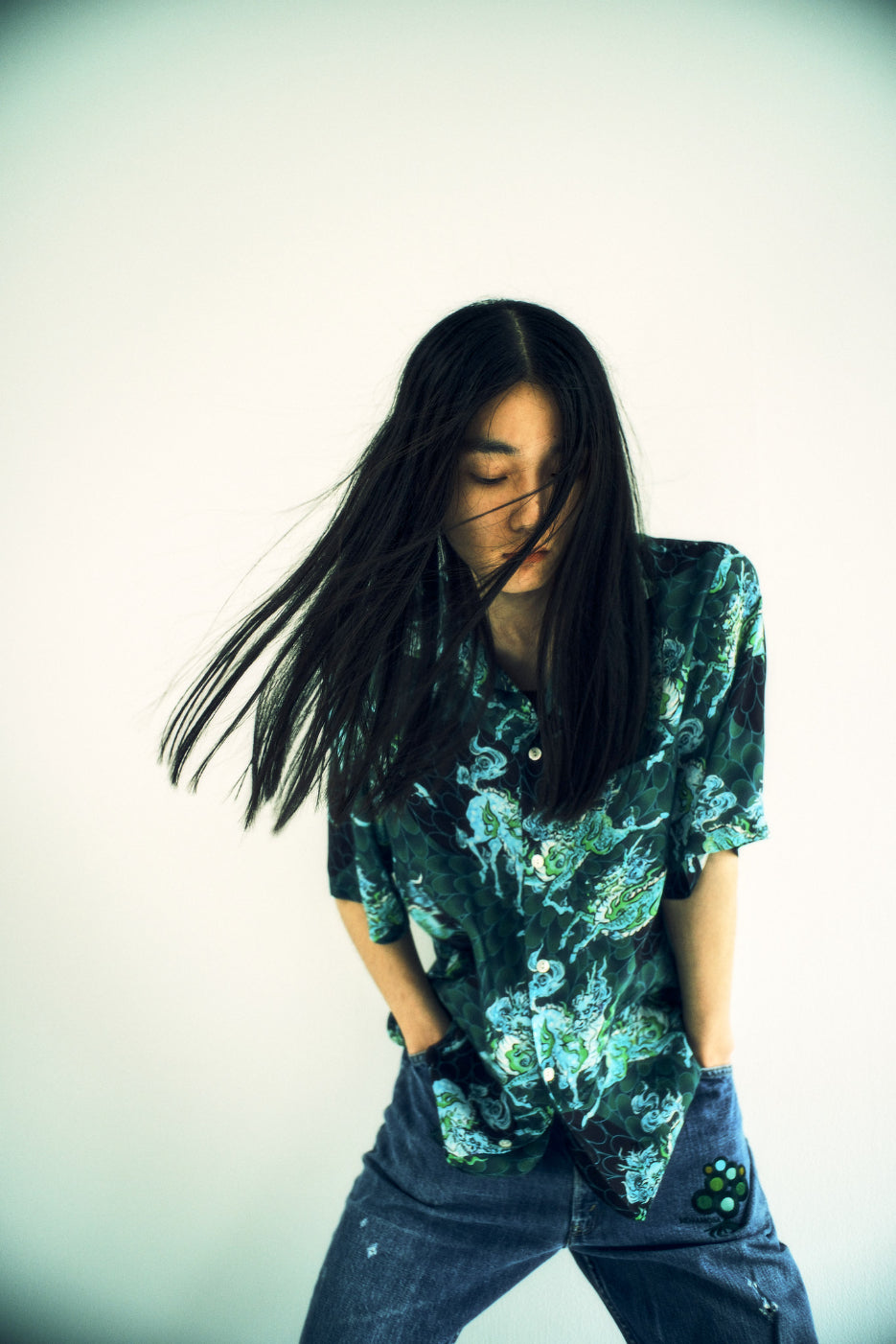 QILIN AND CHRYSANTHEMUM / VIRIDIAN 〉 N26-SCSH03 / Short Sleeve
